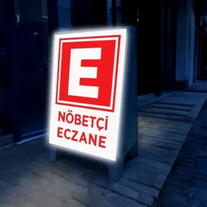 Apoteksskilt på vagt, batteridrevet (bærbart lyspanel)