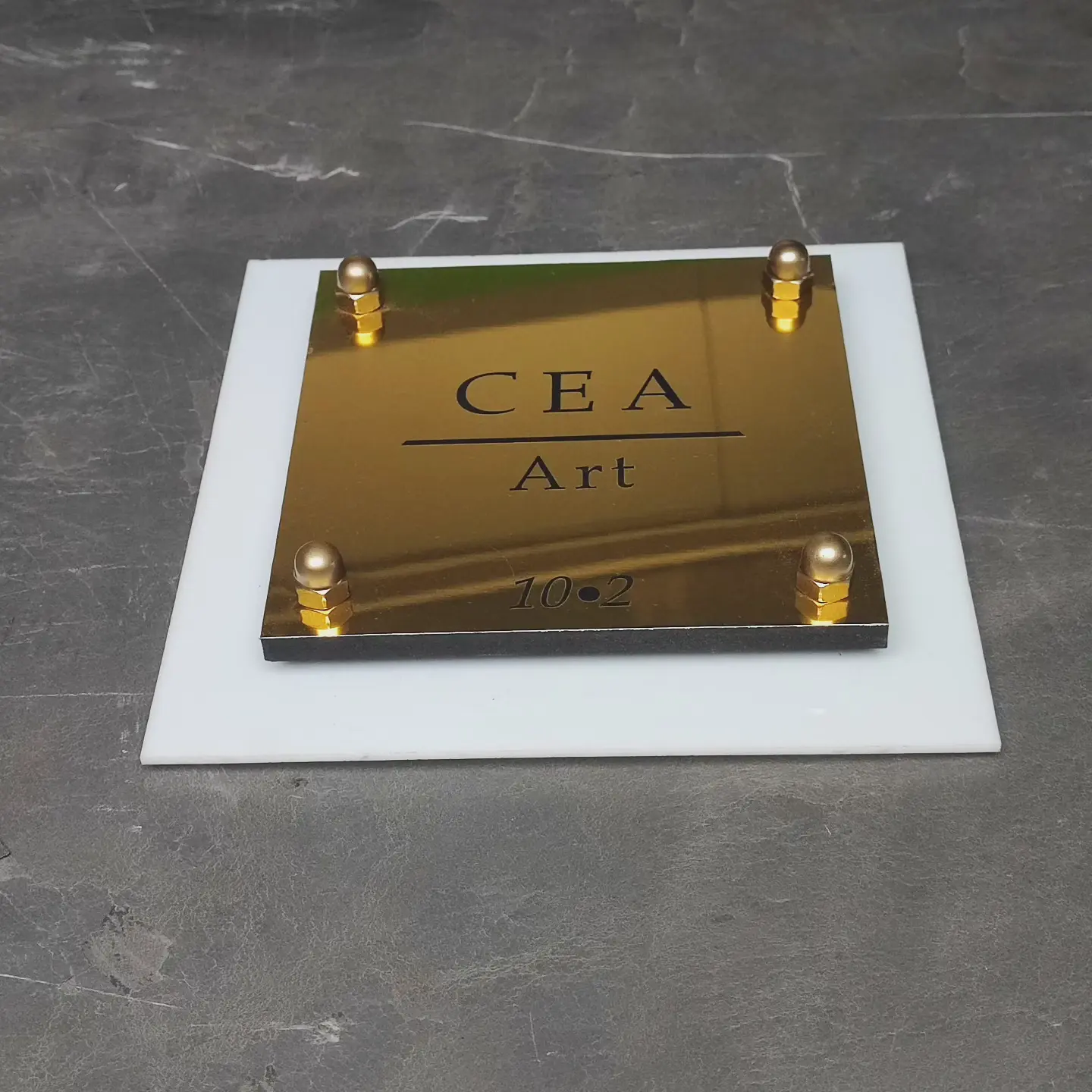 Panneau de porte de bureau en métal texturé – Image 6
