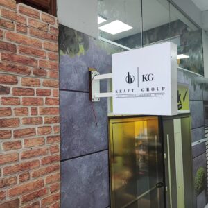 çift taralı kare tabela